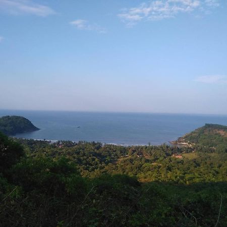 Отель Gundappa Cafe Gokarna Kudle Beach Экстерьер фото